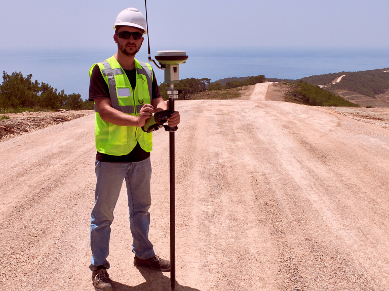 GNSS - dokładniejszy pomiar sadów i plantacji